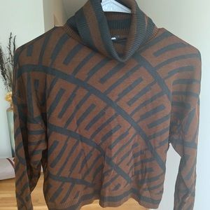 FashionNova. Black & Brown Sweater